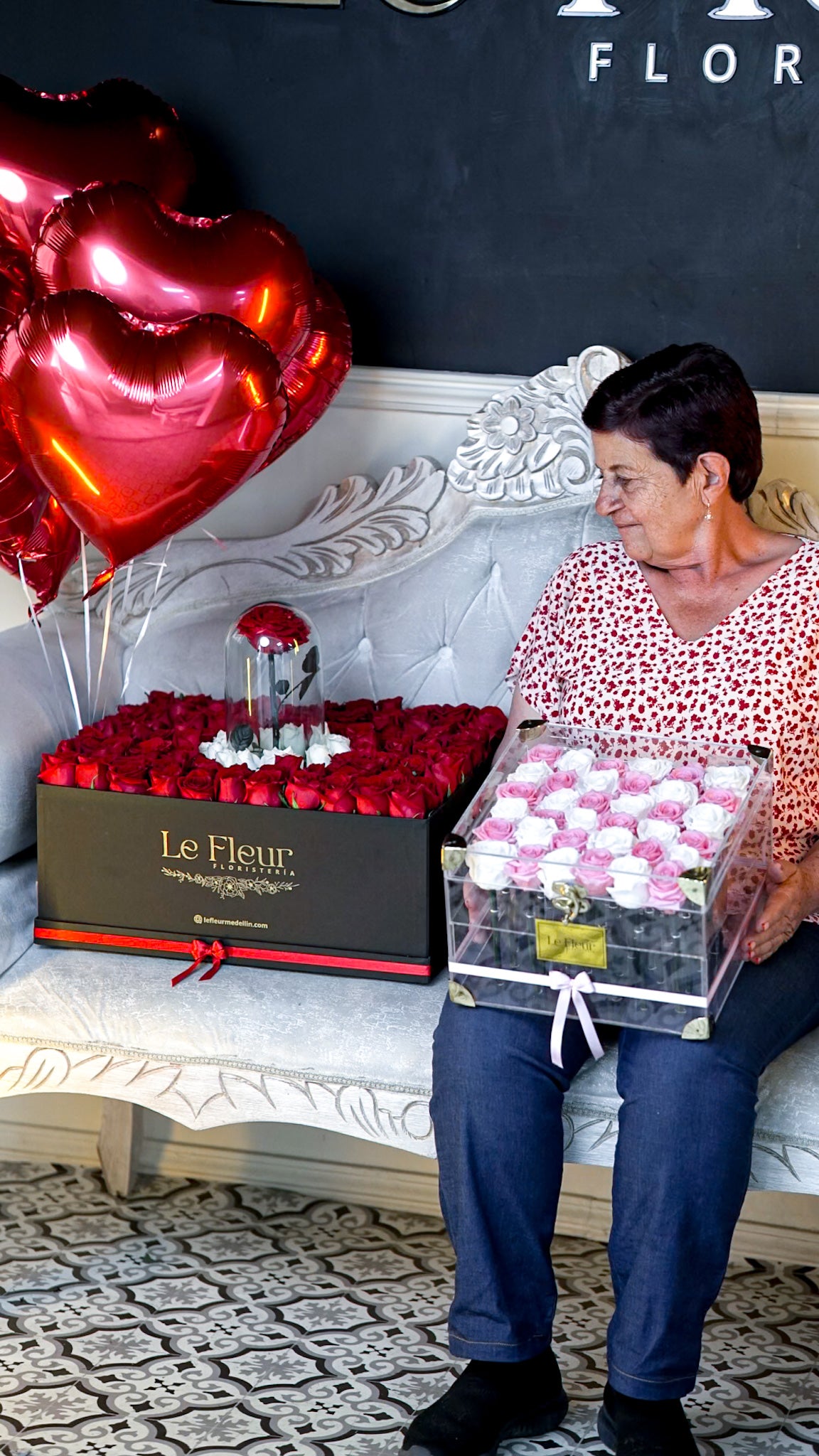 Caja Gigante 120 Rosas 🌹 + Rosa Preservada