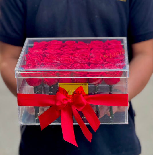 Caja Acrilica Con 36 Rosas Preservadas Con mas de 5 años de duración 🌹