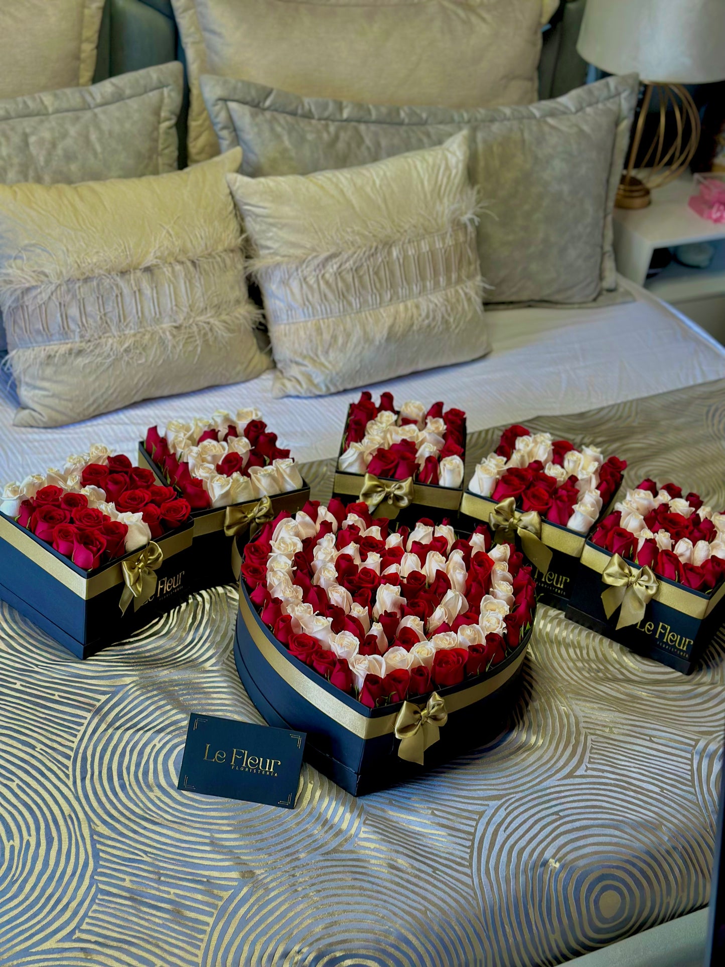 Te Amo 380 Rosas Con (5 Letras) 🌹 De 260 Rosas + Corazon Gigante 120 Rosas
