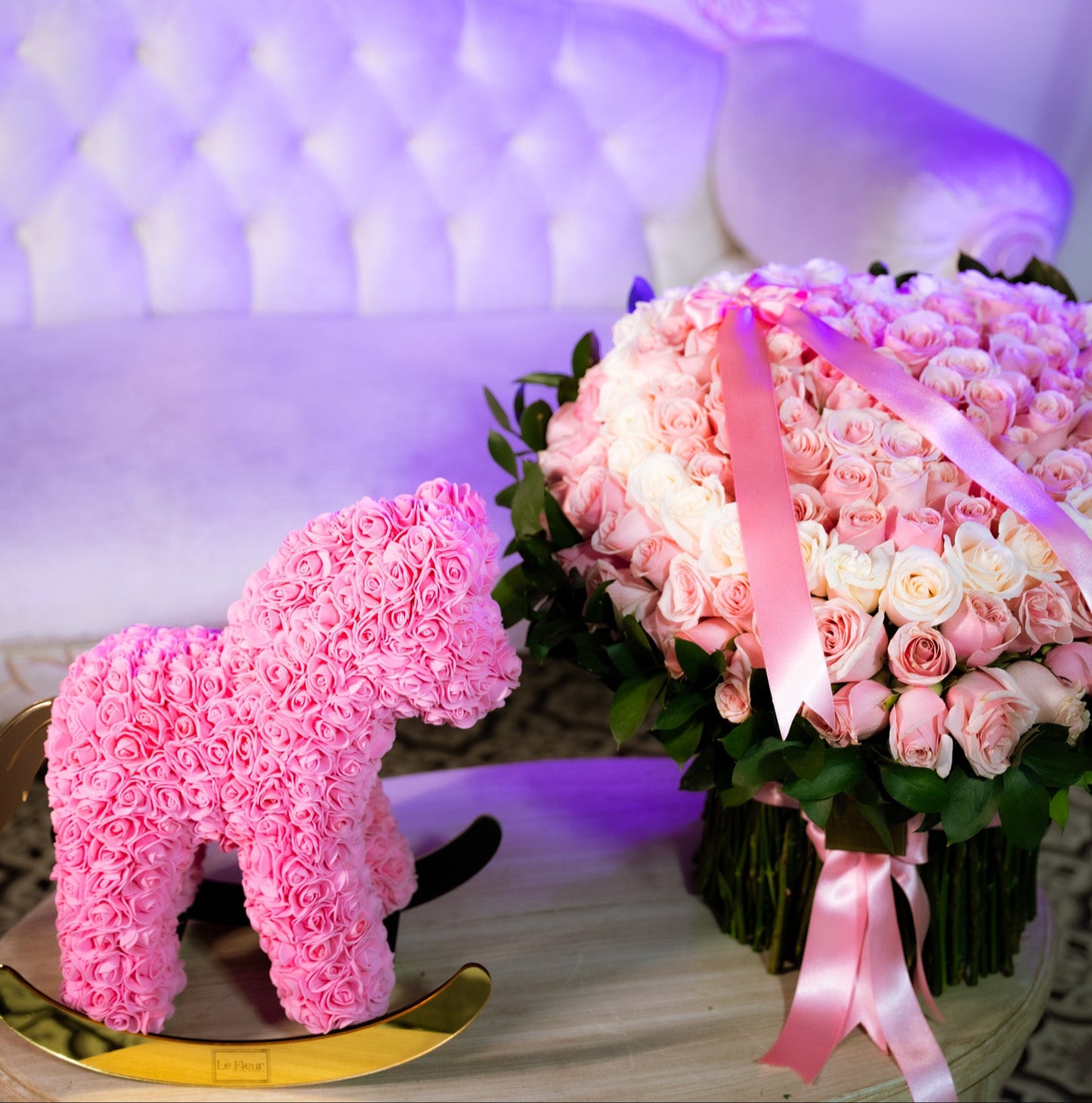 Caballo 40 Cm Rosado🐴 De Rosas , Base Acrilica y 2 Globos Hechos a Mano