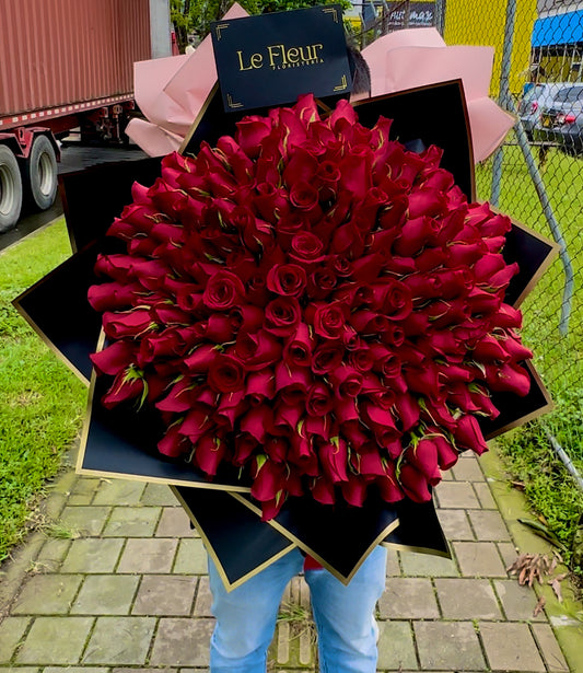 Buquet Buchon De 300 Rosas De Exportacion  🌹