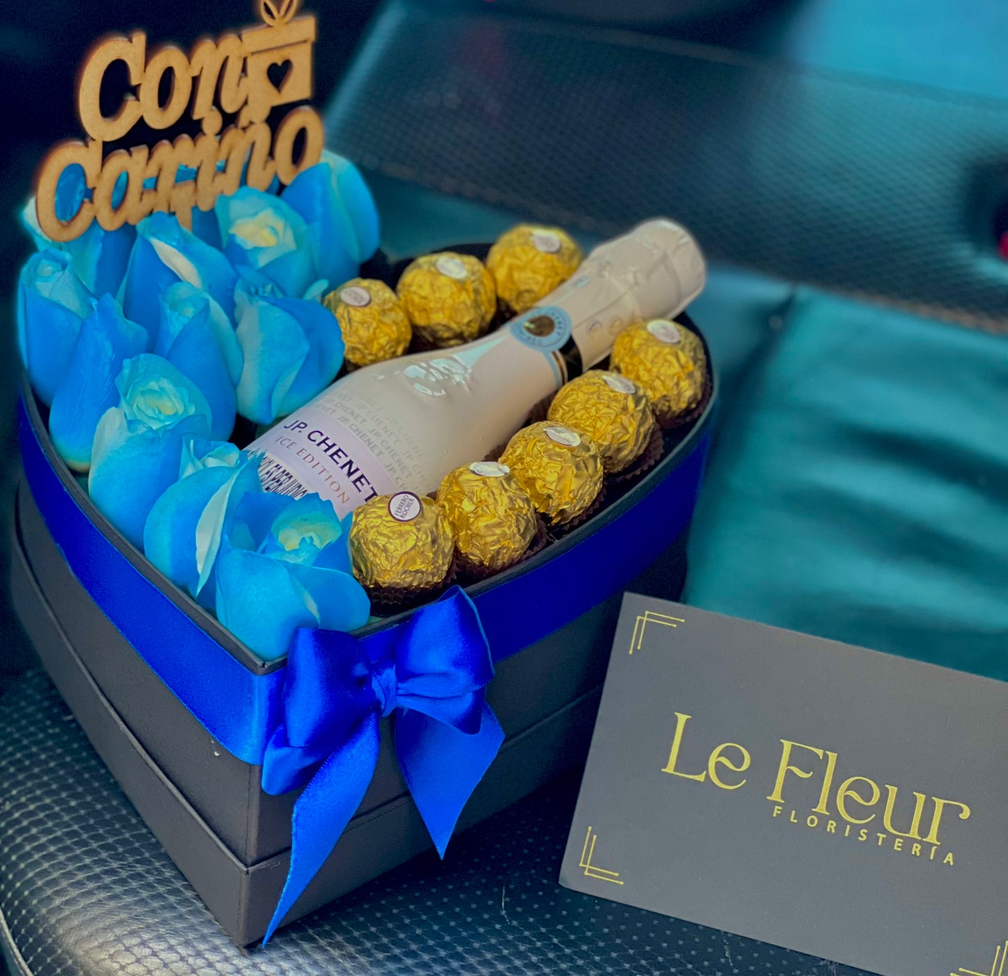 Corazon 15 Rosas 🌹+ 6 Chocolates 🍫 + Jp Chanet 200 ml 🍾