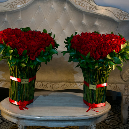 Corazon 3D con 100 Rosas Con Tallos 🌹