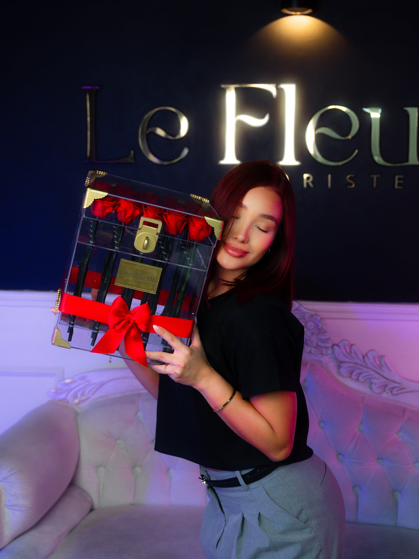 Baúl Acrilico Con 25 Rosas Con mas de 5 años de duración 🌹