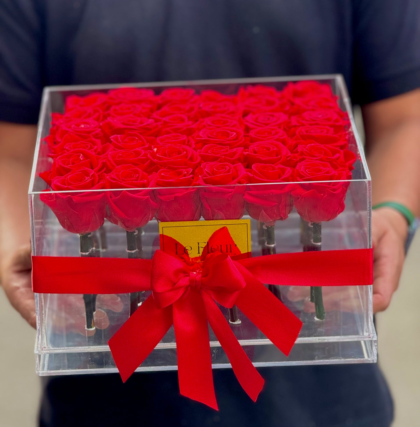 Caja Acrilica Con 36 Rosas Preservadas Con mas de 5 años de duración 🌹