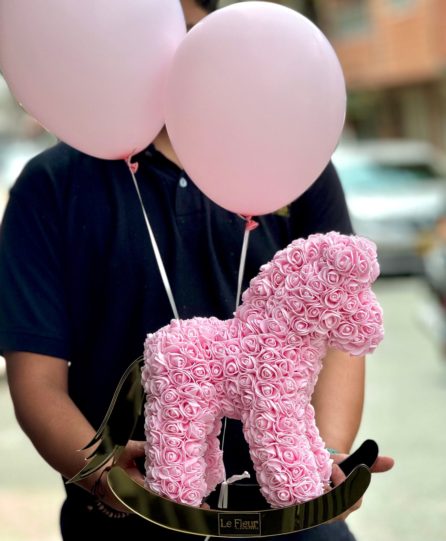 Caballo 40 Cm Rosado🐴 De Rosas , Base Acrilica y 2 Globos Hechos a Mano