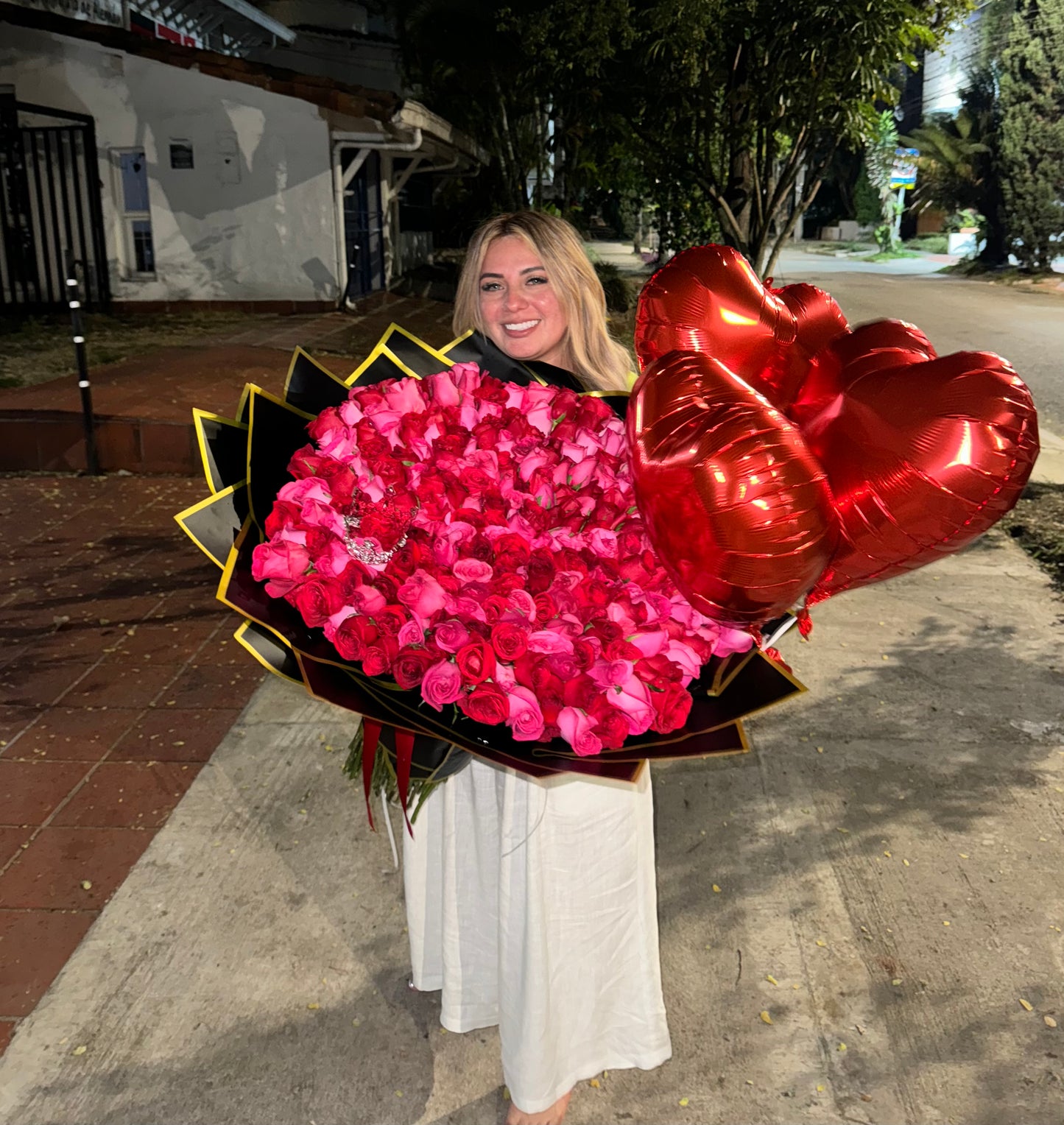 Buquet Buchon Gigante De Rosas De Exportacion  🌹